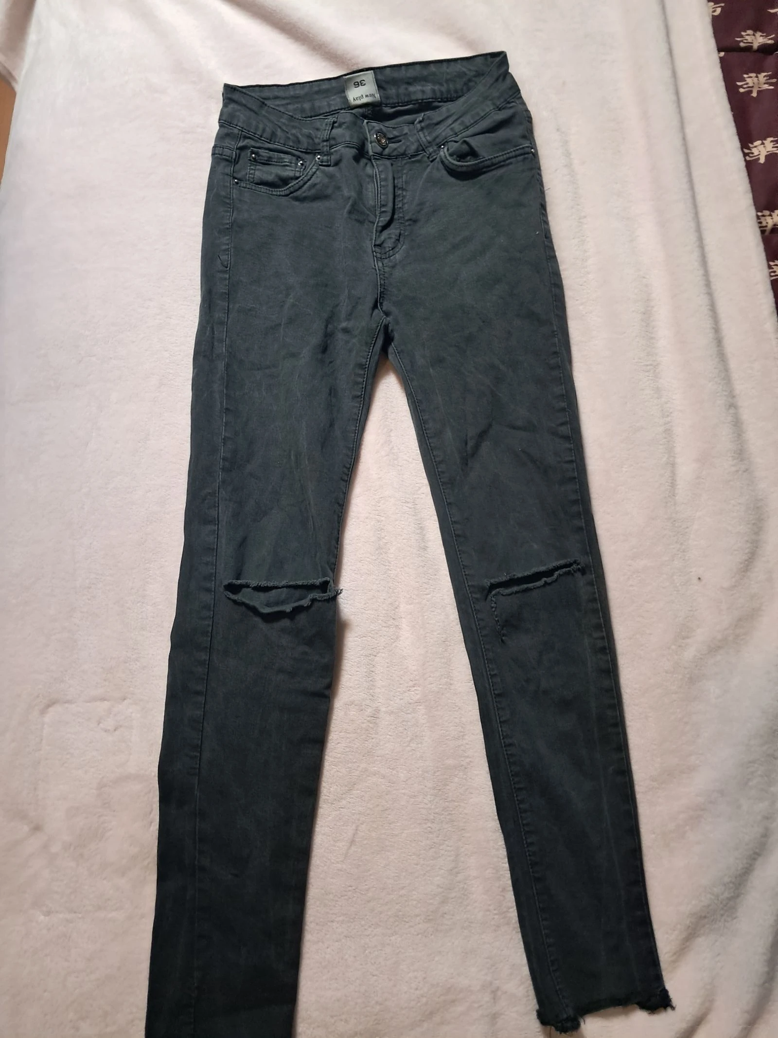 Lot de 4 jeans craqués différentes marques. Taille S – photo 7